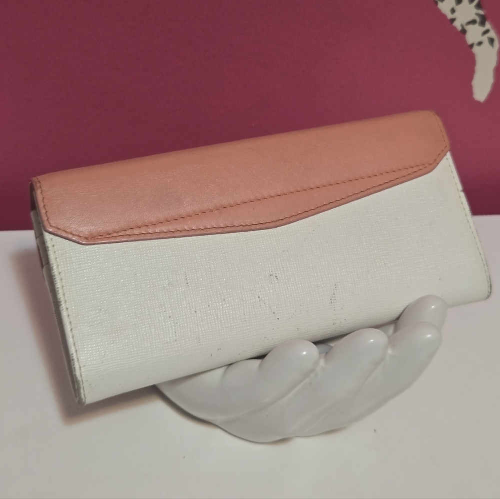 GUC Fendi White Peach Leather 2Jours Long Flap Continental Wallet - Picture 3 of 11